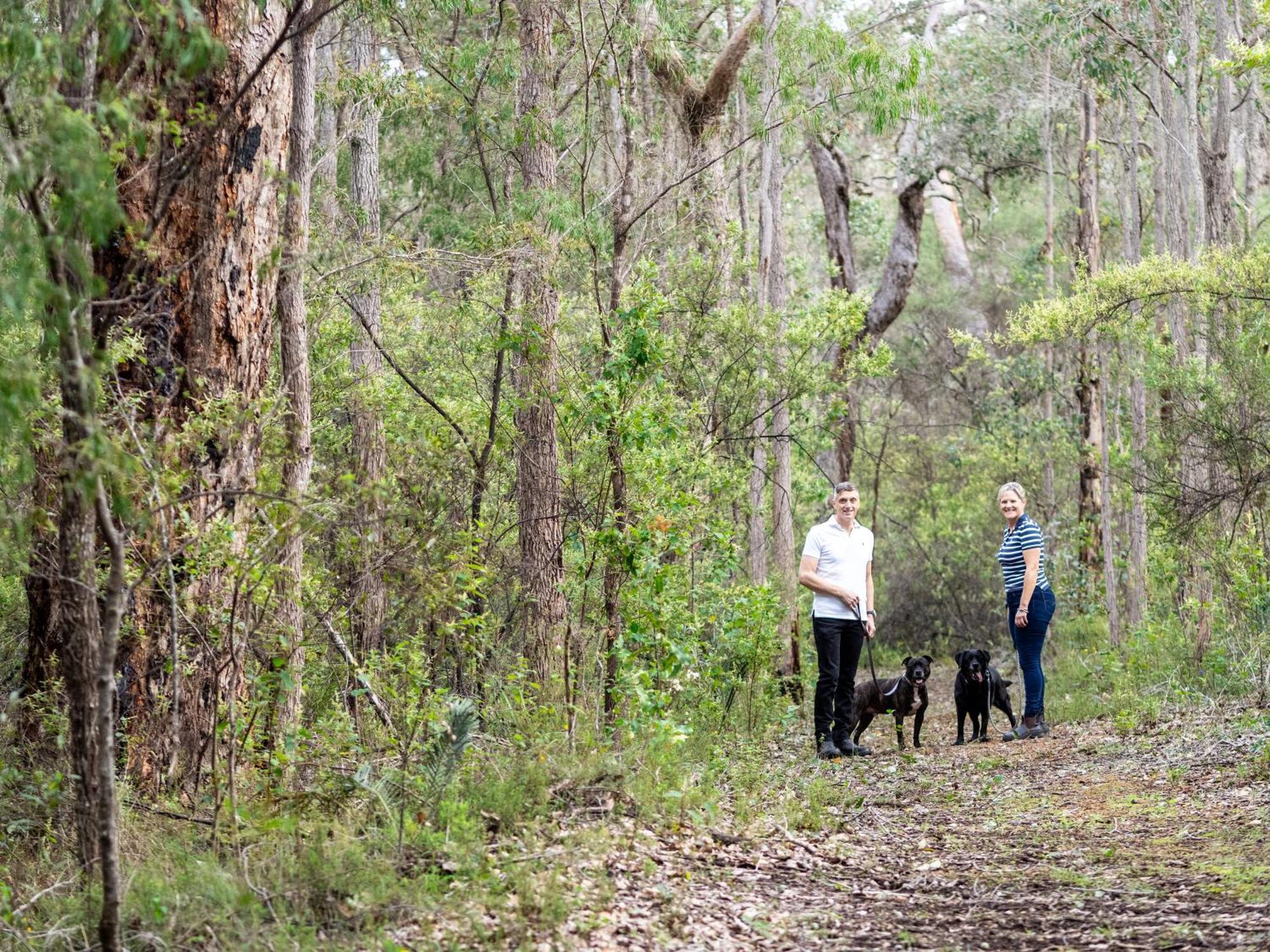 Jarrah Grove Forest Retreat - Adults Only Luxury Chalet Rosa Glen Exterior foto
