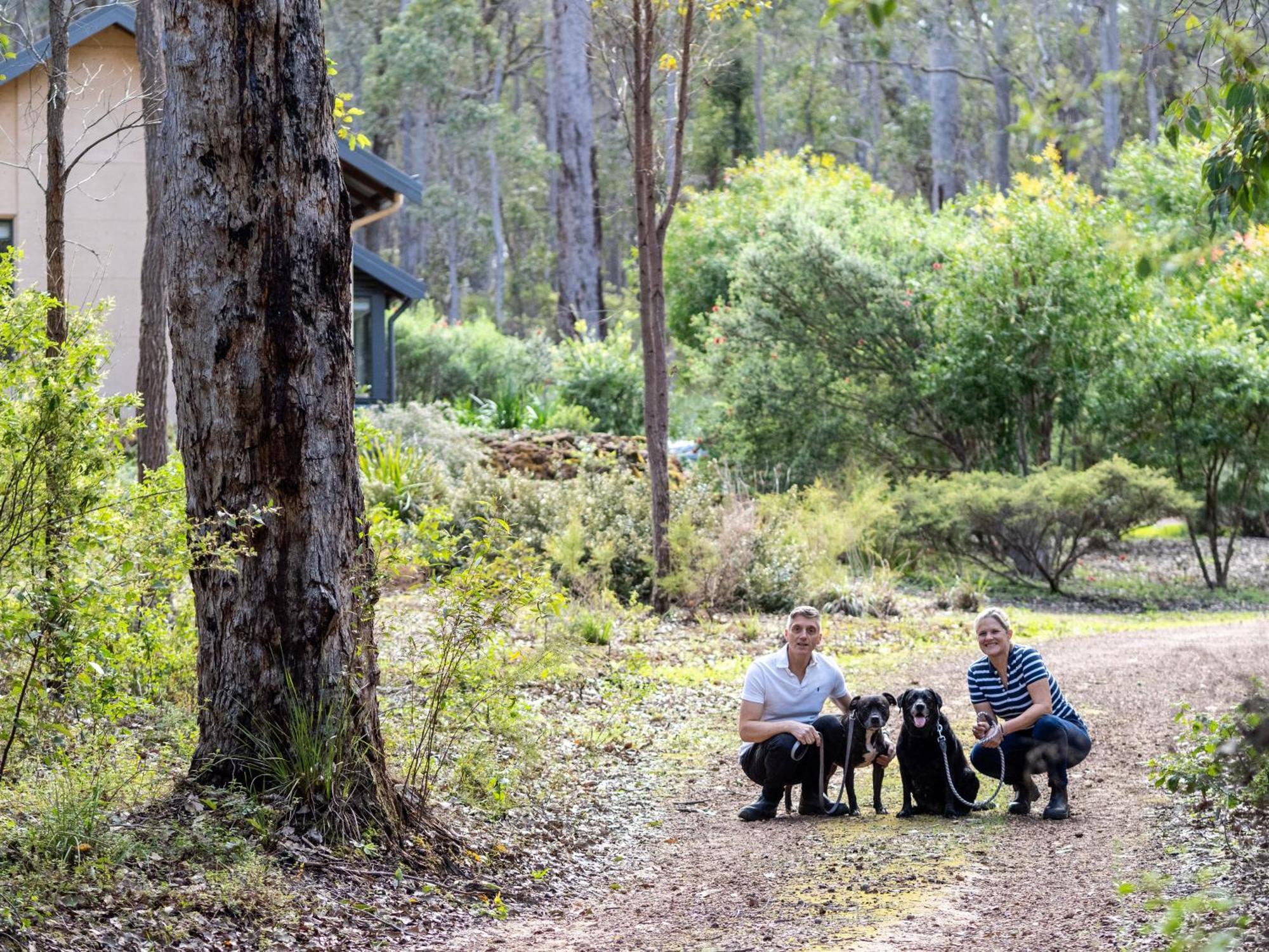 Jarrah Grove Forest Retreat - Adults Only Luxury Chalet Rosa Glen Exterior foto